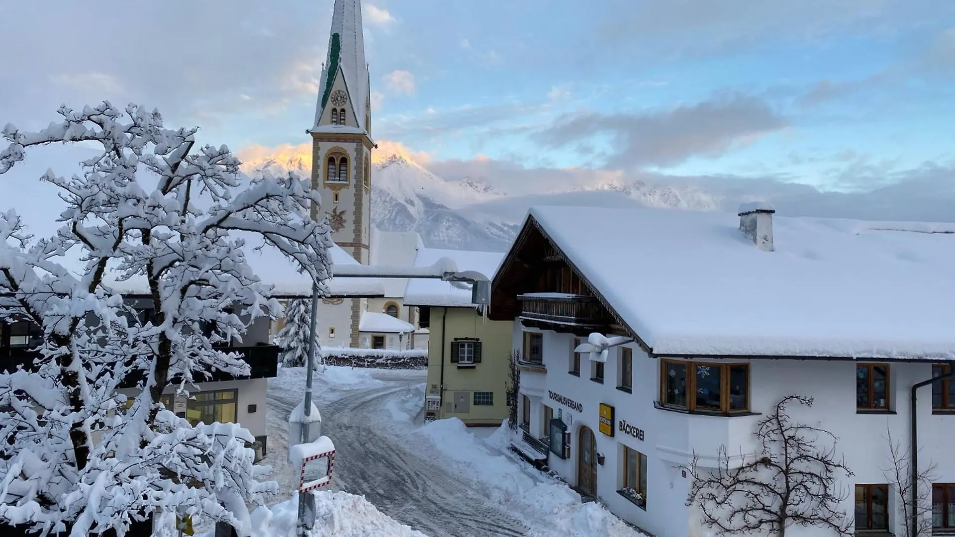 Mountain Studio Mutters Innsbruck 0*,  Østrig